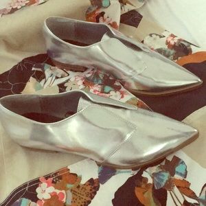 Silver loafer